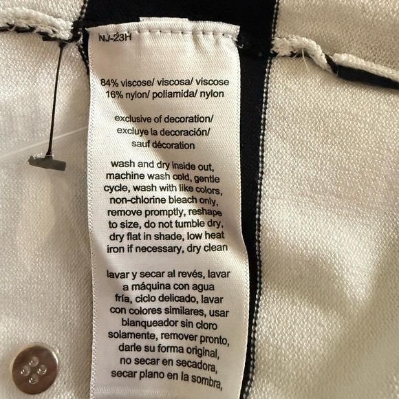 NAUTICA Navy and White Striped Sweater (NWT) - Picture 6 of 8